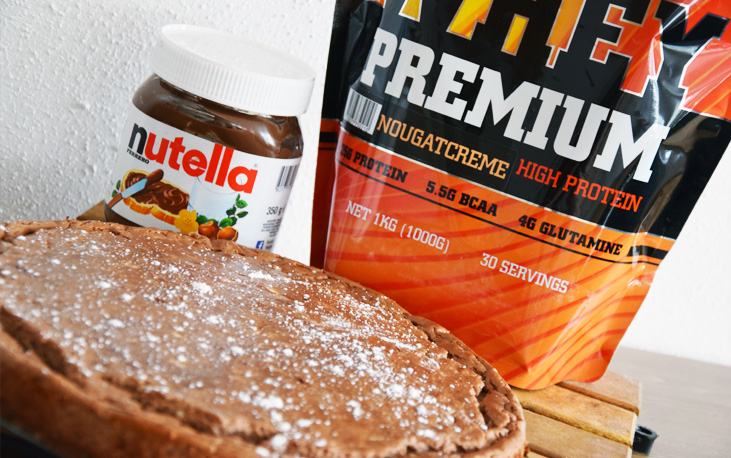 Nutellacheesecake med nougatcreme high protein och nutellaburk 